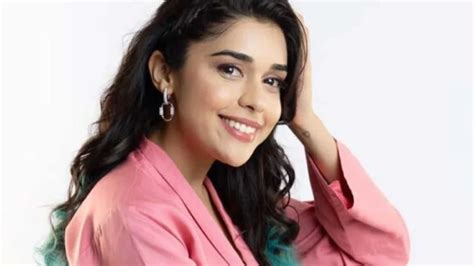 eisha singh xnxx|Eisha Singh biography, wiki, age, movies, caste, religion, height.